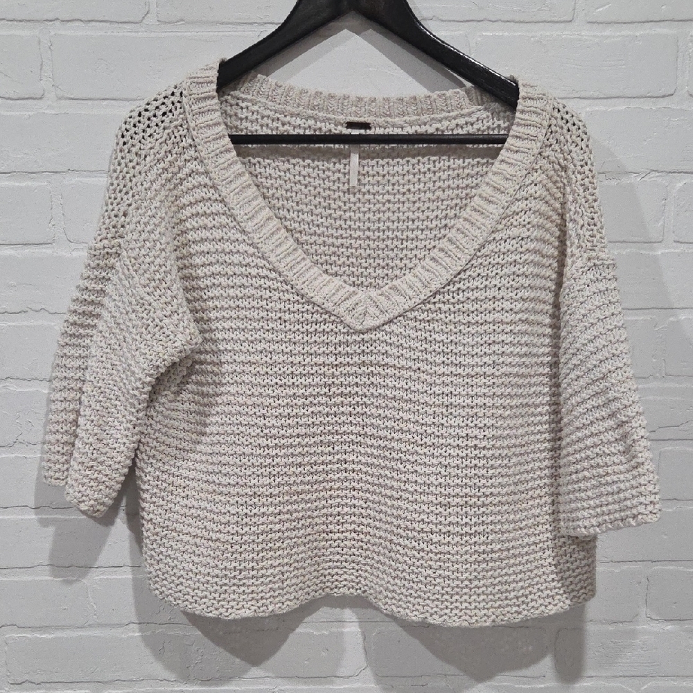 Free People Cream Cropped V-Neck Sweater